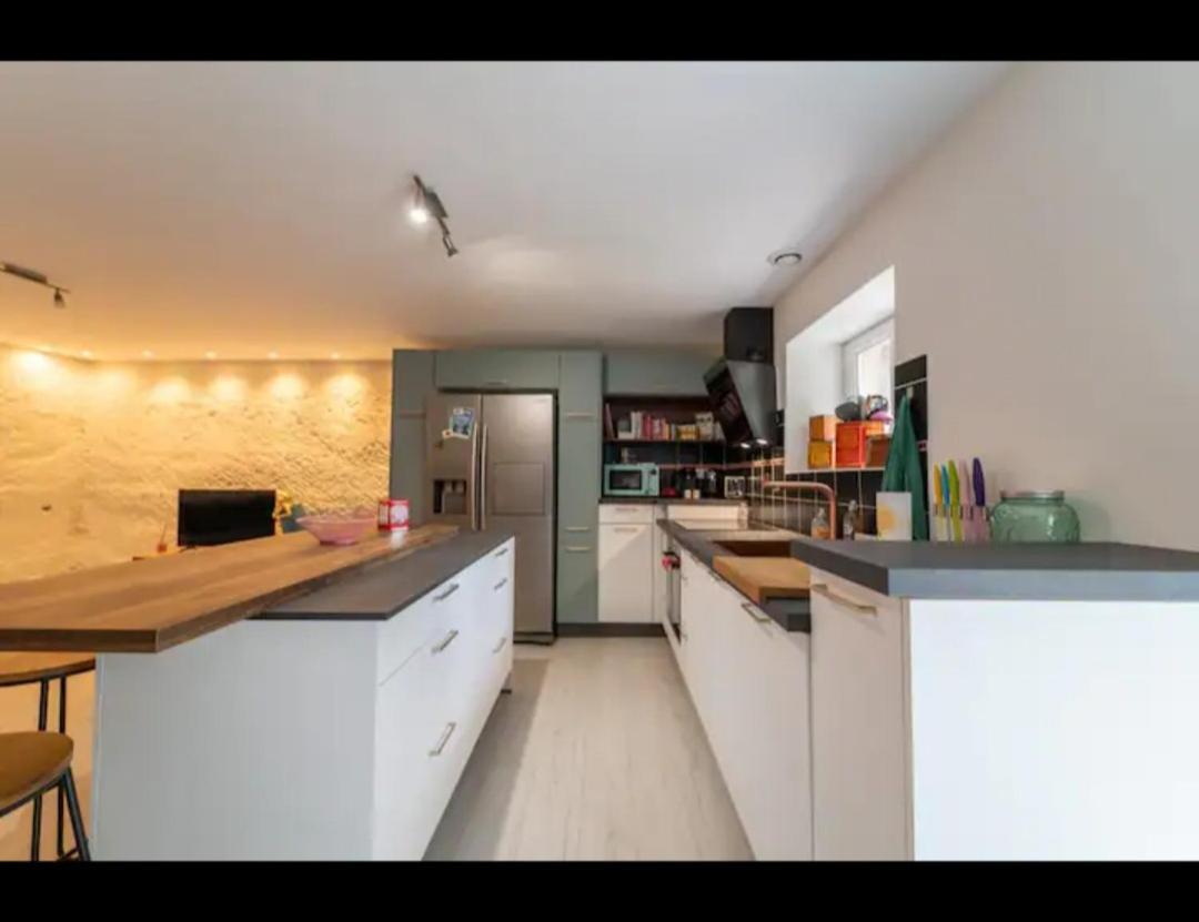 פואטייה Maison Troglodyte מראה חיצוני תמונה