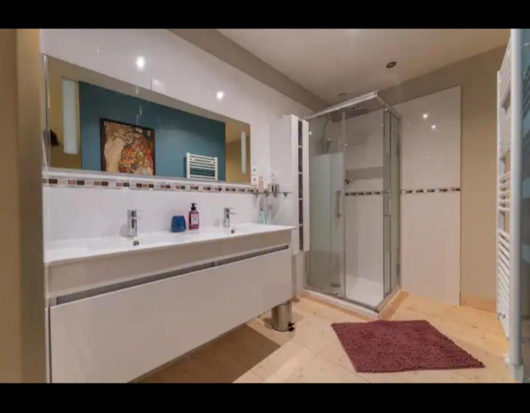 פואטייה Maison Troglodyte מראה חיצוני תמונה