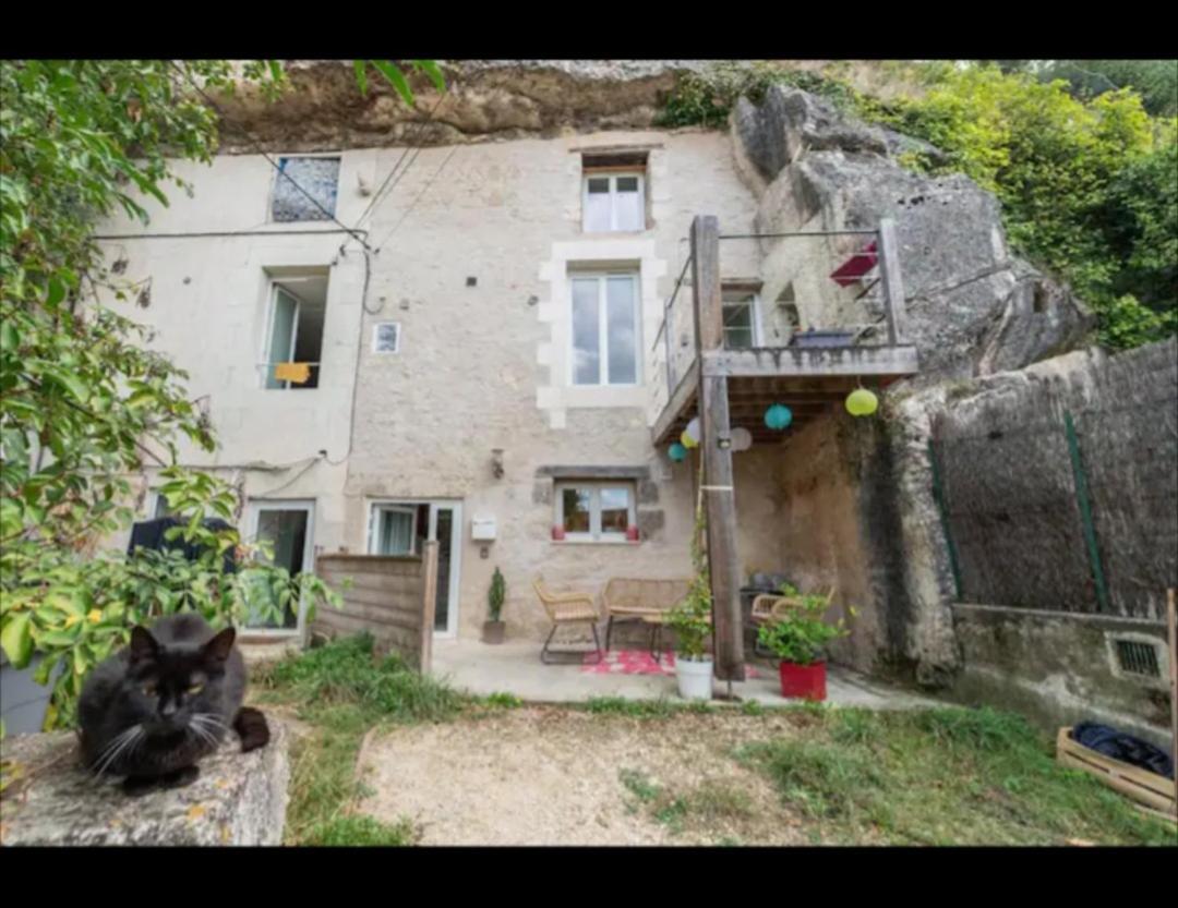 פואטייה Maison Troglodyte מראה חיצוני תמונה
